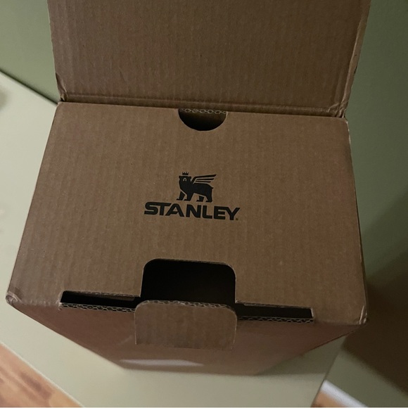 NWT Stanley Quencher H2.0 FlowState Tumbler Fuchsia 40oz - Picture 8 of 10